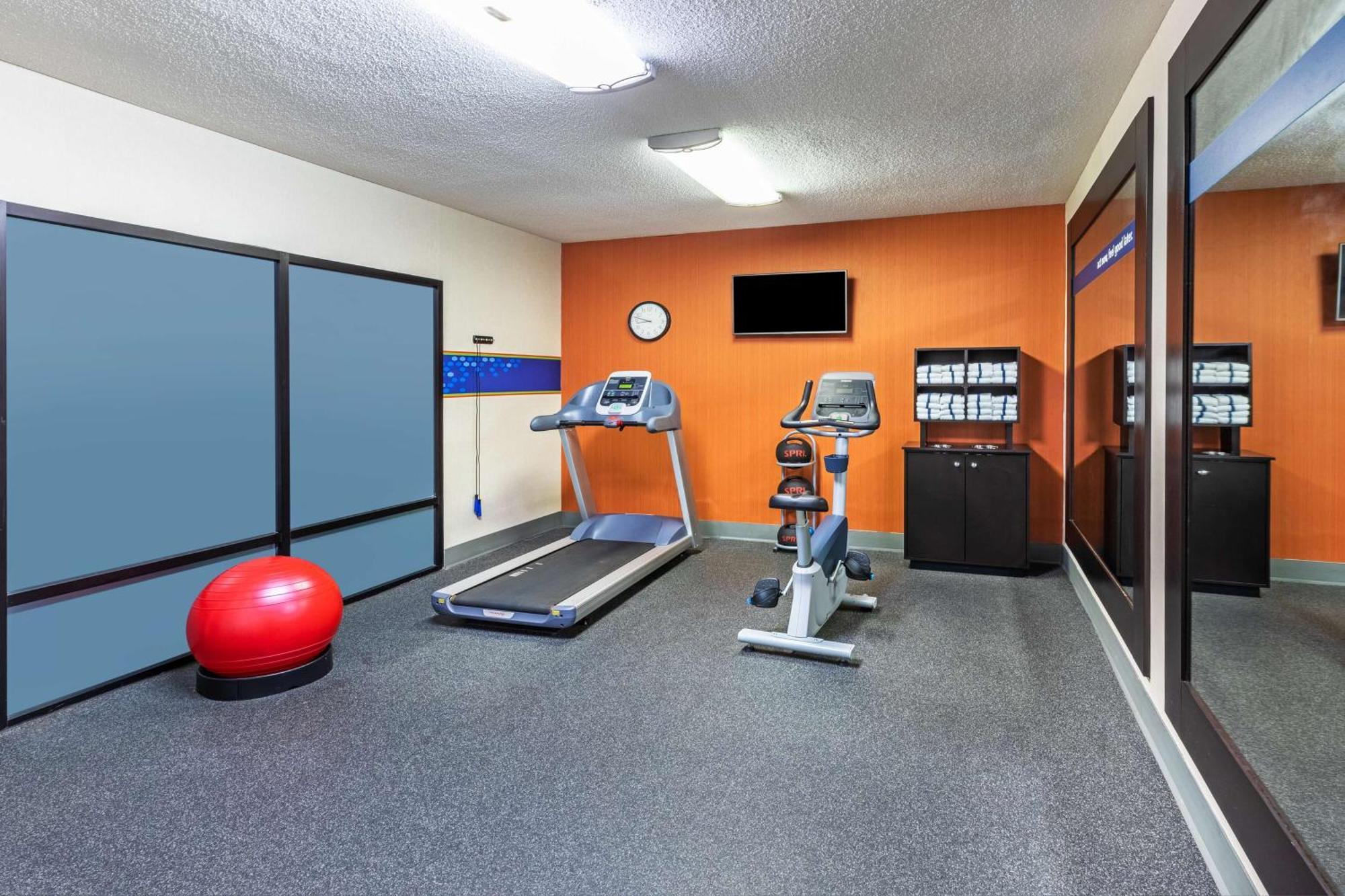 Hampton Inn Aiken Bagian luar foto