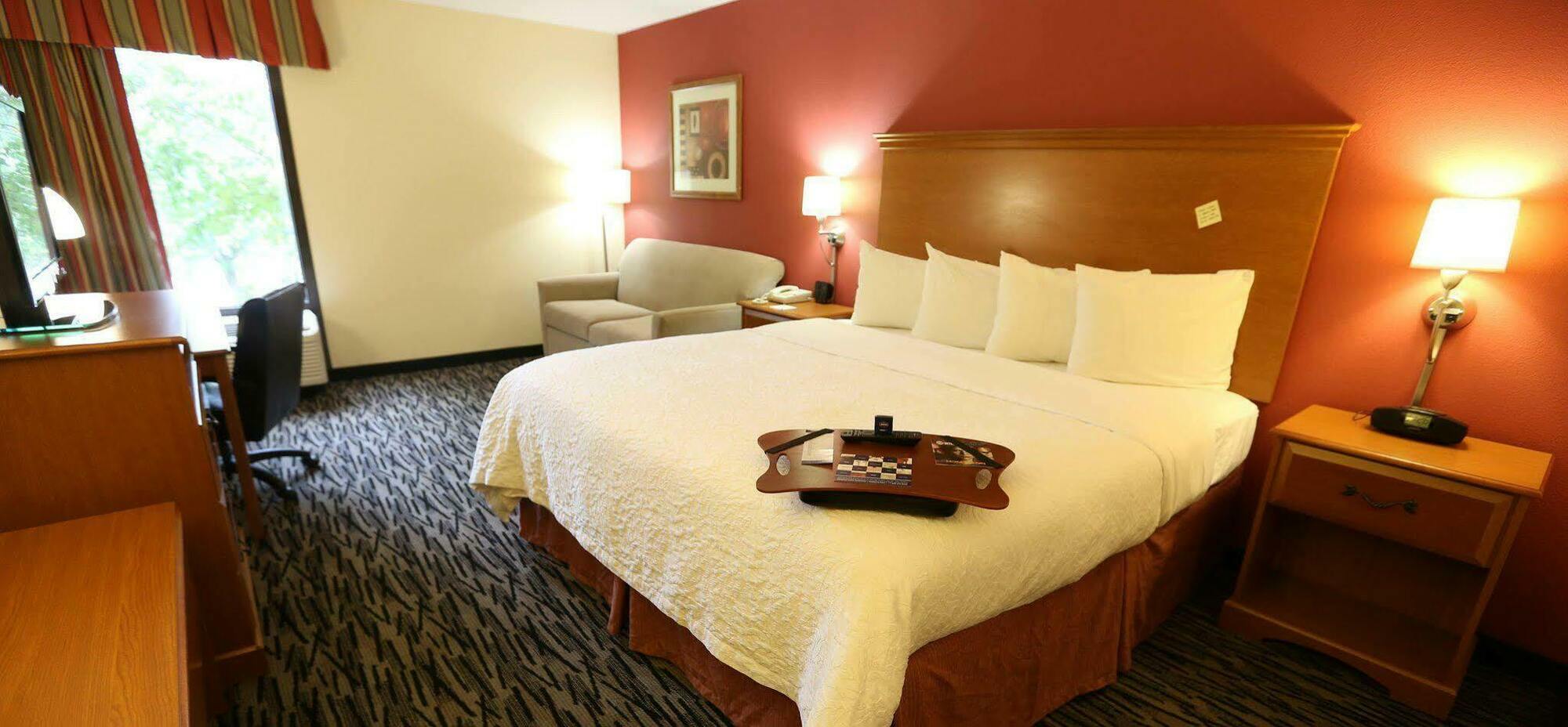 Hampton Inn Aiken Bagian luar foto